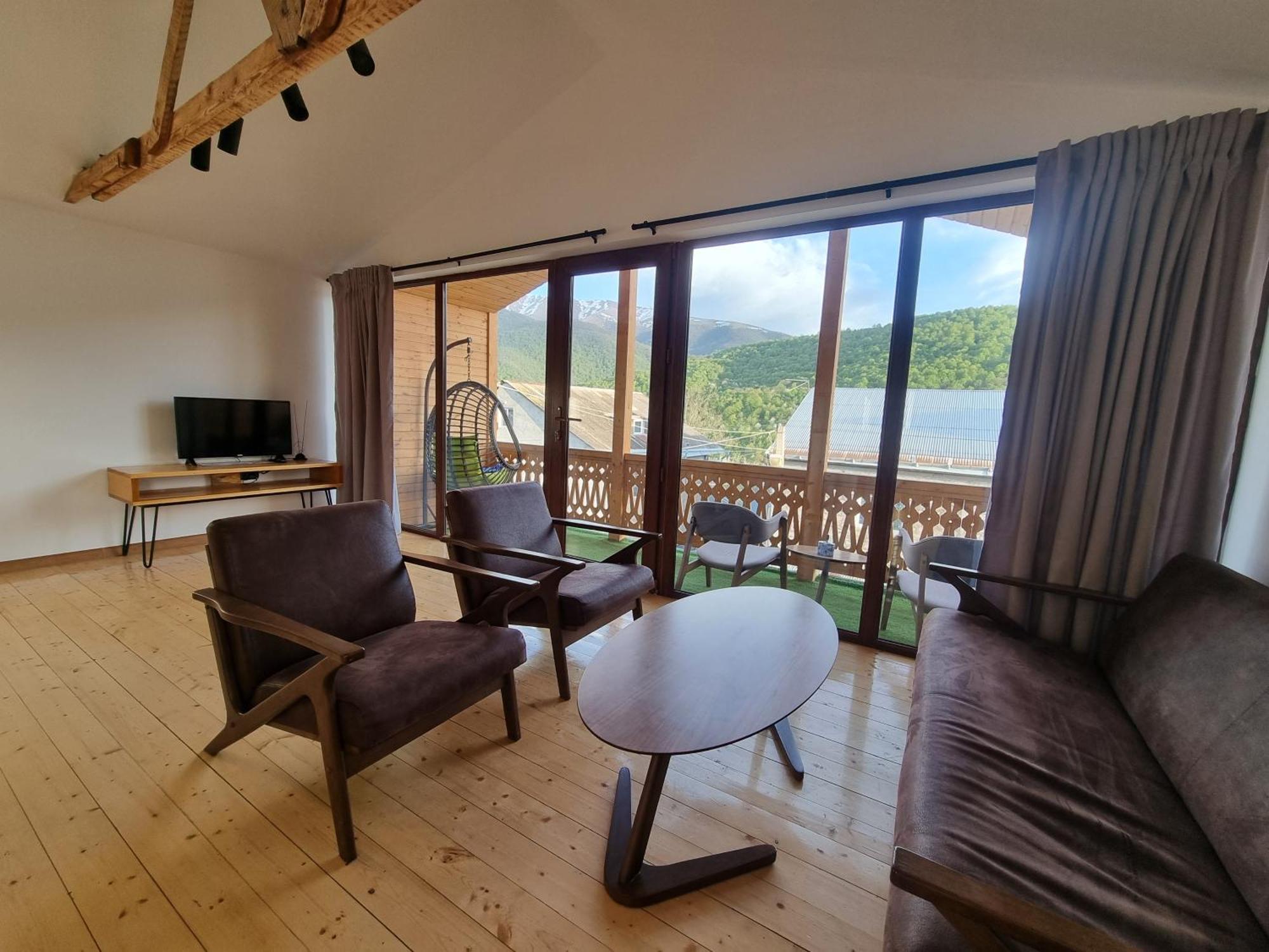 The Penthouse ,Apartment With 2 Bedrooms,Whole Apartment, Апартмент Целиком ดีลีจาน ภายนอก รูปภาพ